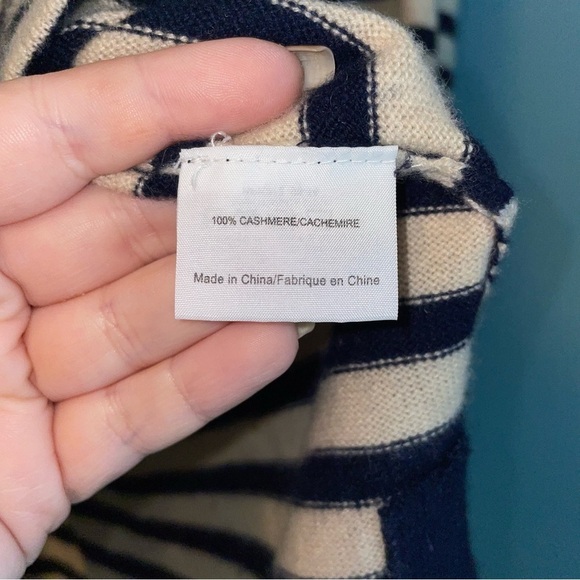 Tory Burch Striped Split Neck Cashmere Lizzie Tunic Sweater Size Medium - Picture 6 of 9